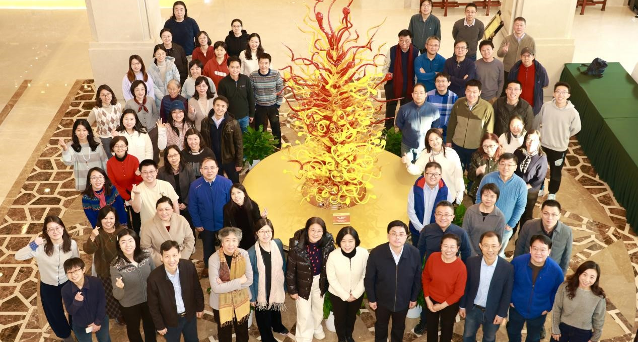 英国上市公司365召开2025年度年终总结会